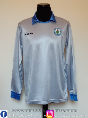 San Marino Goalkeeper football shirt 1990