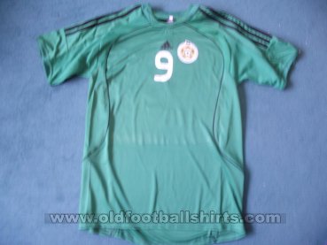 Turkmenistan Home football shirt 2010 - 2012