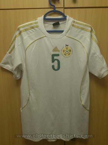 Turkmenistan Home football shirt 2010 - 2012