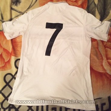 Turkmenistan Away football shirt 2016