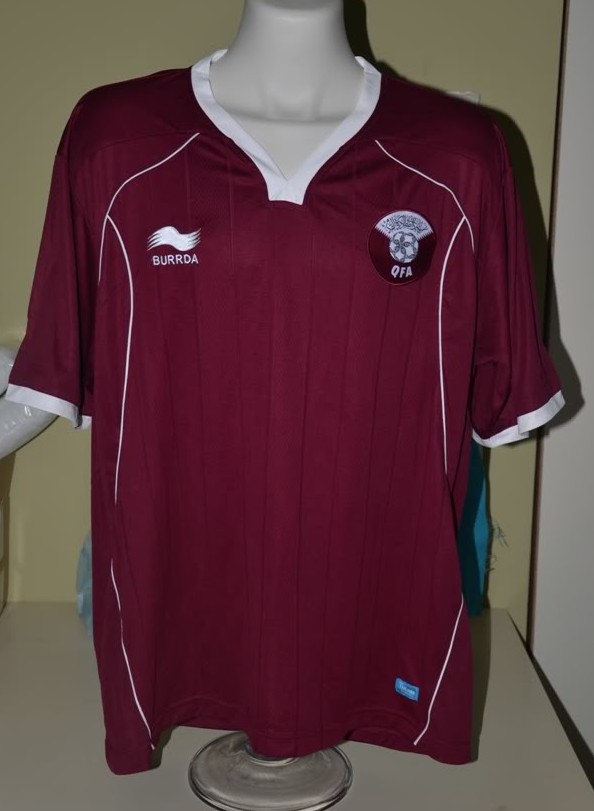 Qatar Home football shirt 2011