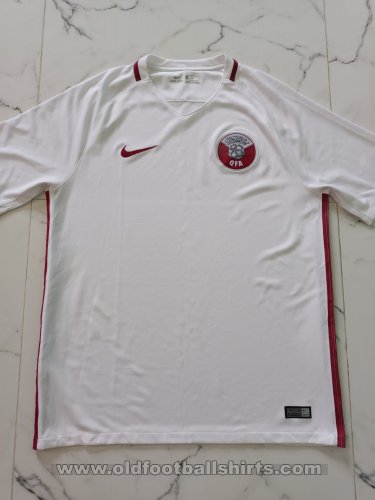 Qatar Away football shirt 2016 - 2018