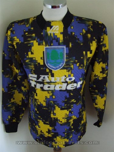 Reading Goalkeeper football shirt 1996 - 1997