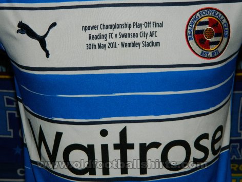 Reading Home football shirt 2010 - 2011