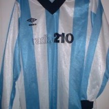 Reading Home football shirt 1983 - 1984 sponsored by Radio 210