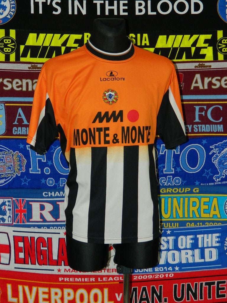 Varzim S.C. Home camisa de futebol (unknown year).