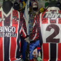 Chacarita Juniors Home חולצת כדורגל 1991 - 1992 sponsored by Bingo Ciudadela
