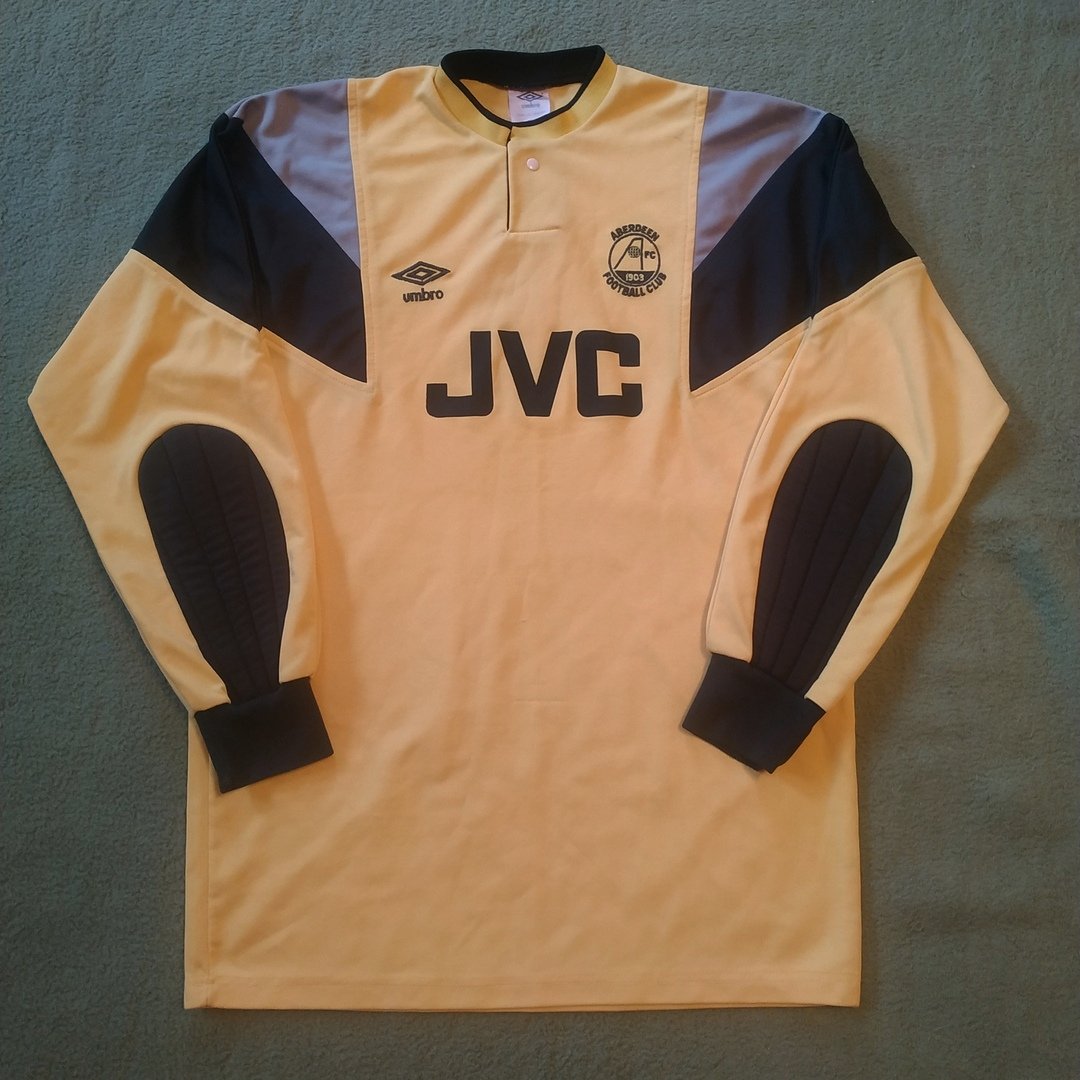 Jolly Expression static Aberdeen Goalkeeper football shirt 1987 - 1990.