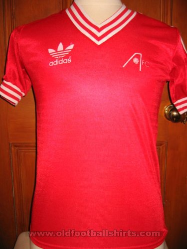 Aberdeen Home football shirt 1980 - 1982