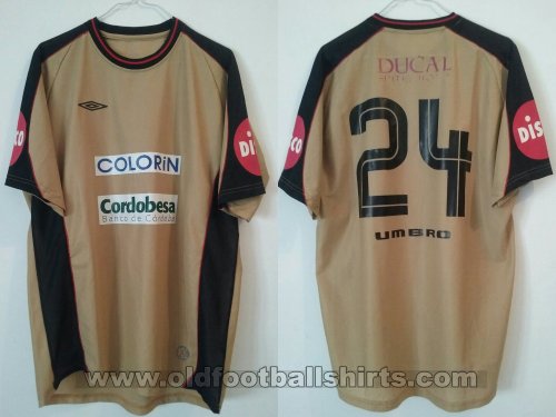 Instituto De Cordoba Third football shirt 2005