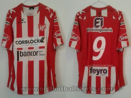 Instituto De Cordoba Home football shirt 2013 - 2014