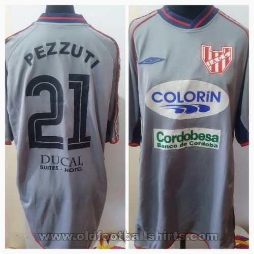 Instituto De Cordoba Goalkeeper football shirt 2005 - 2006