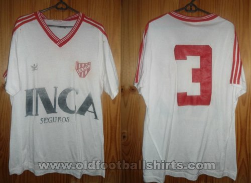 Instituto De Cordoba Third football shirt 1990 - 1991