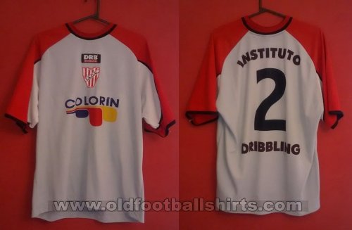 Instituto De Cordoba Away football shirt 2002