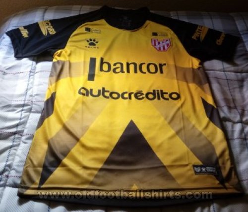Instituto De Cordoba Away football shirt 2019 - 2020