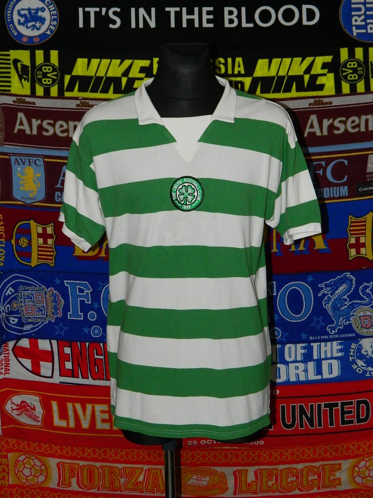 Celtic Retro Replicas football shirt 1977 - 1979. Sponsored by no sponsor