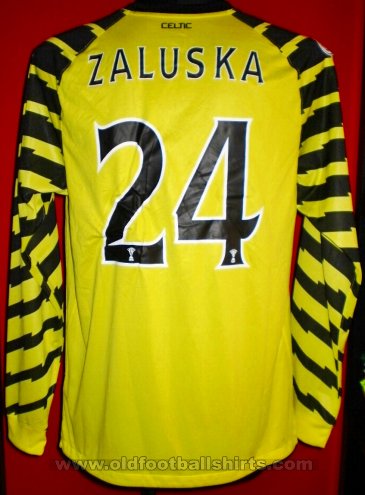Celtic Goalkeeper football shirt 2010 - 2011