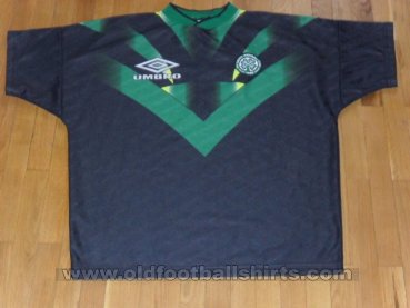 Celtic Training/Leisure football shirt 1996 - 1997