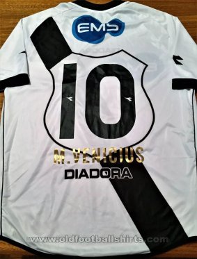 Ponte Preta Home football shirt 2008