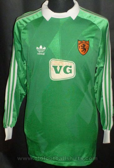 Dundee United Goalkeeper football shirt 1986 - 1987