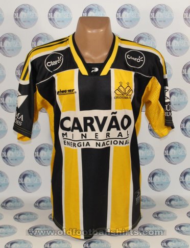 Criciúma Esporte Clube Home football shirt 2009