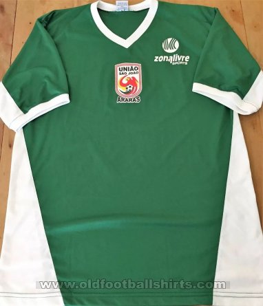 União São João Away football shirt 2005