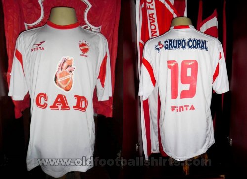 Vila Nova Away football shirt 2005