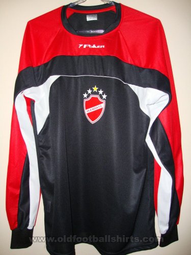 Vila Nova Goalkeeper football shirt 2002