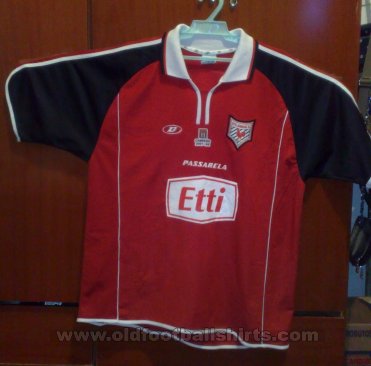 Paulista Futebol Clube Home football shirt 2001