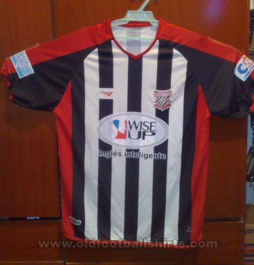 Paulista Futebol Clube Home football shirt 2003 - 2004