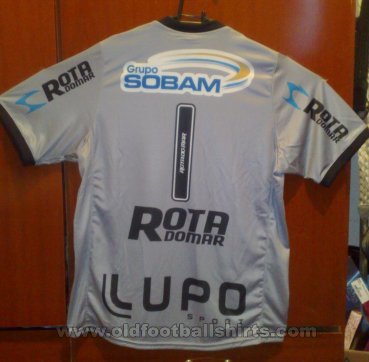 Paulista Futebol Clube Goalkeeper football shirt 2012