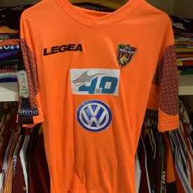 Cosenza Calcio 1914 Home football shirt 2018 - 2019 sponsored by Volkswagen