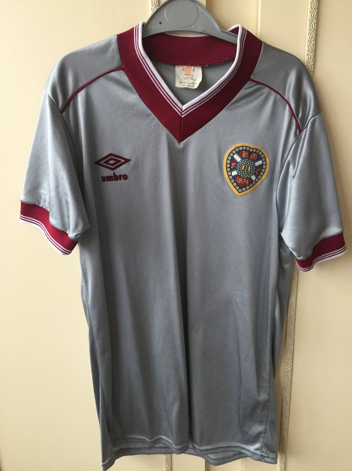 Heart Of Midlothian Away football shirt 1983 - 1986.