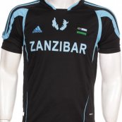 Away football shirt (unknown year)