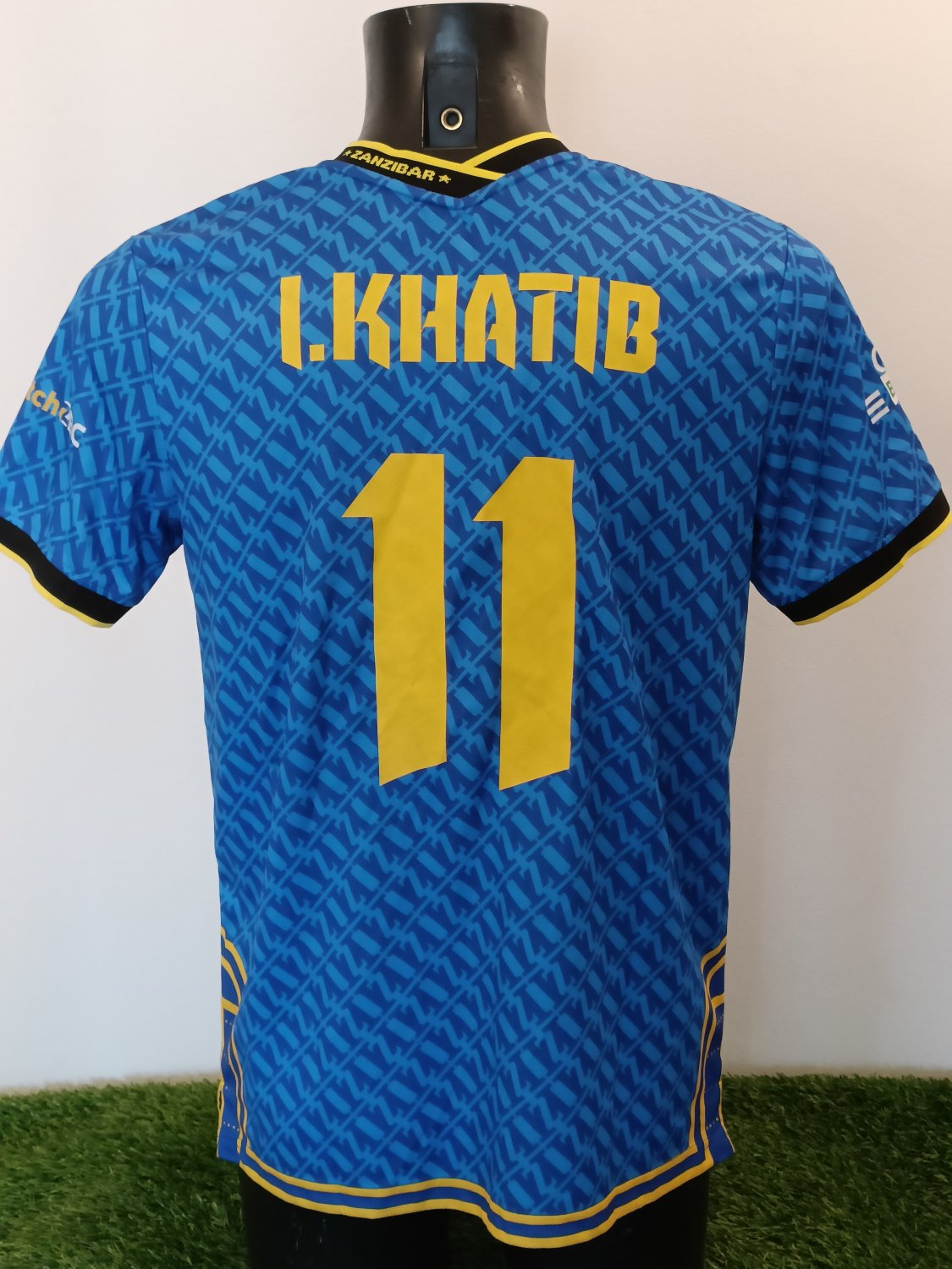 Maillot De Foot Vintage Football Club Zanzibar – Adidas Jaune – Taille L