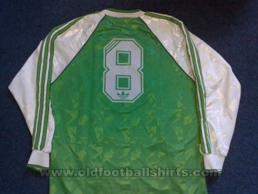 Hibernian Home baju bolasepak 1989 - 1990