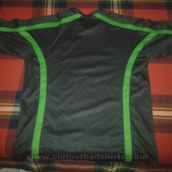 Hibernian Away football shirt 2005 - 2006