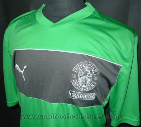 Hibernian Training/Leisure football shirt 2011 - 2012