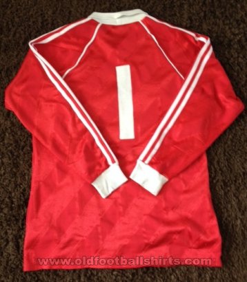 Hibernian Goalkeeper football shirt 1989 - 1990