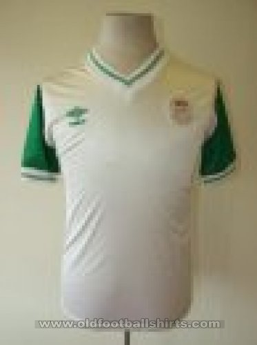 Hibernian Away football shirt 1983 - 1984