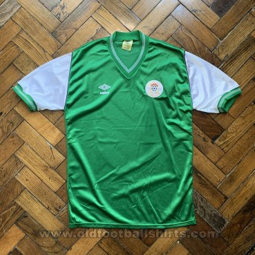 Hibernian Home football shirt 1984 - 1985