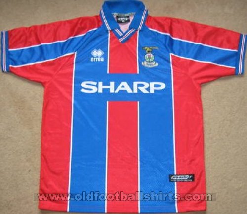 Inverness Caledonian Thistle Home football shirt 2001 - 2002