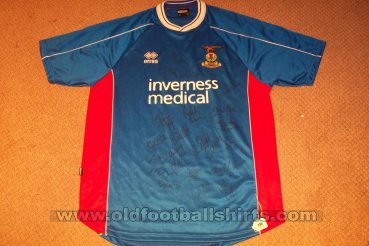 Inverness Caledonian Thistle Home football shirt 2003 - 2004