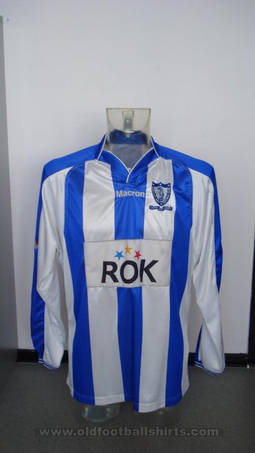 Whitley Bay FC  Home football shirt (unknown year)