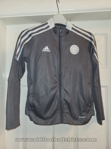 Sheffield United Training/Leisure football shirt 2020 - 2021