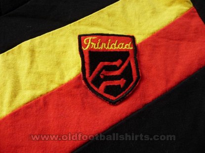 Trinidad & Tobago Retro Replicas football shirt (unknown year)