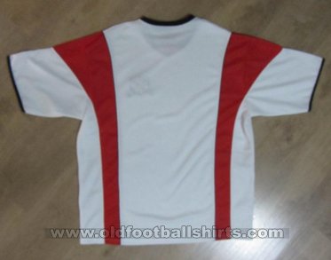 Trinidad & Tobago Away football shirt 2004 - 2005