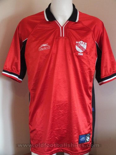Trinidad & Tobago Home football shirt 2000