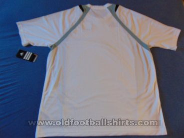 Trinidad & Tobago Away football shirt 2008 - 2009