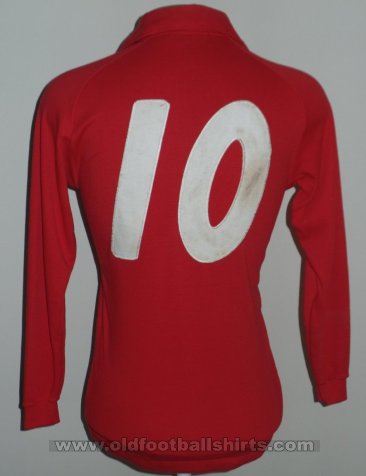 Cerezo Osaka Home football shirt 1970 - 1972
